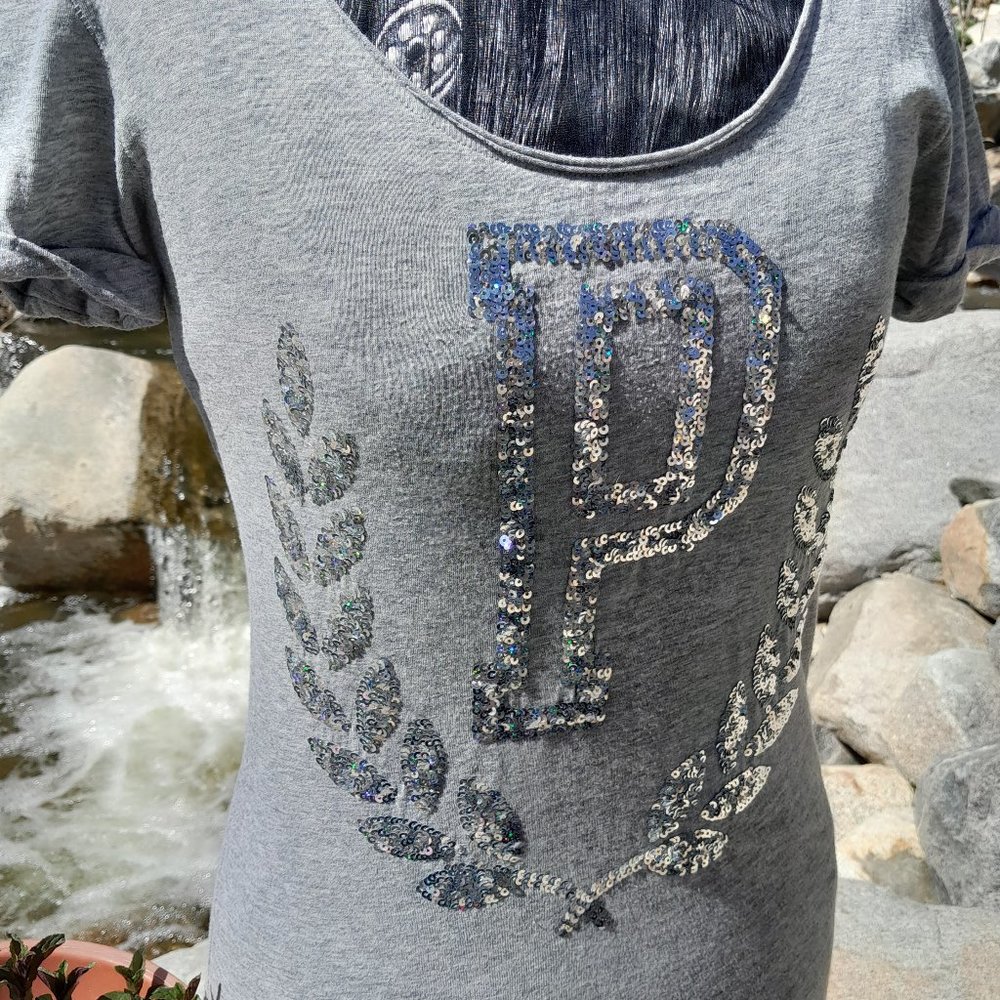 NWT PINK Victoria's Secret Sequins T-Shirt